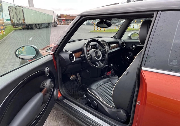 MINI Cooper S cena 37000 przebieg: 231000, rok produkcji 2010 z Garwolin małe 37